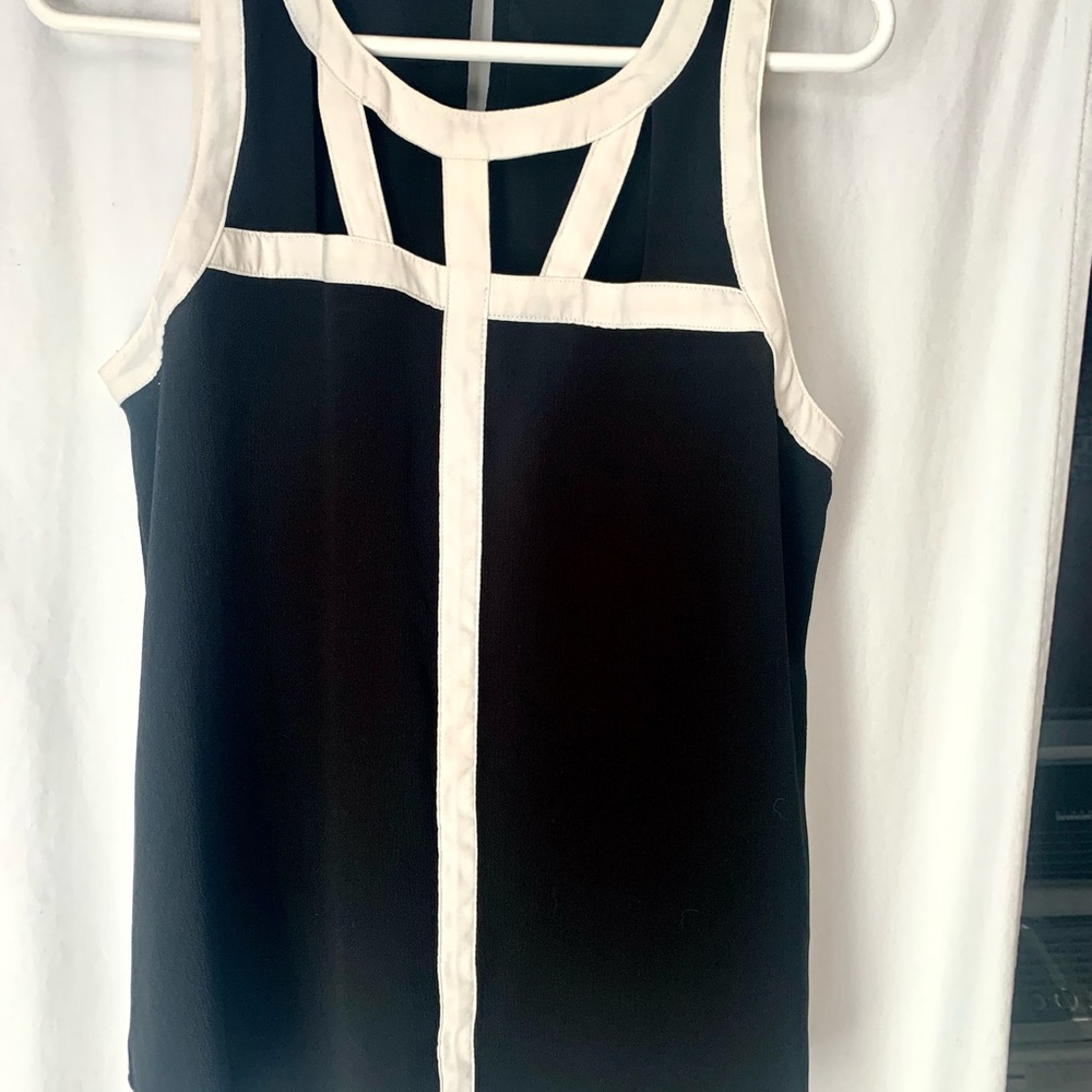 Sleeveless Black & White Blouse - Size M